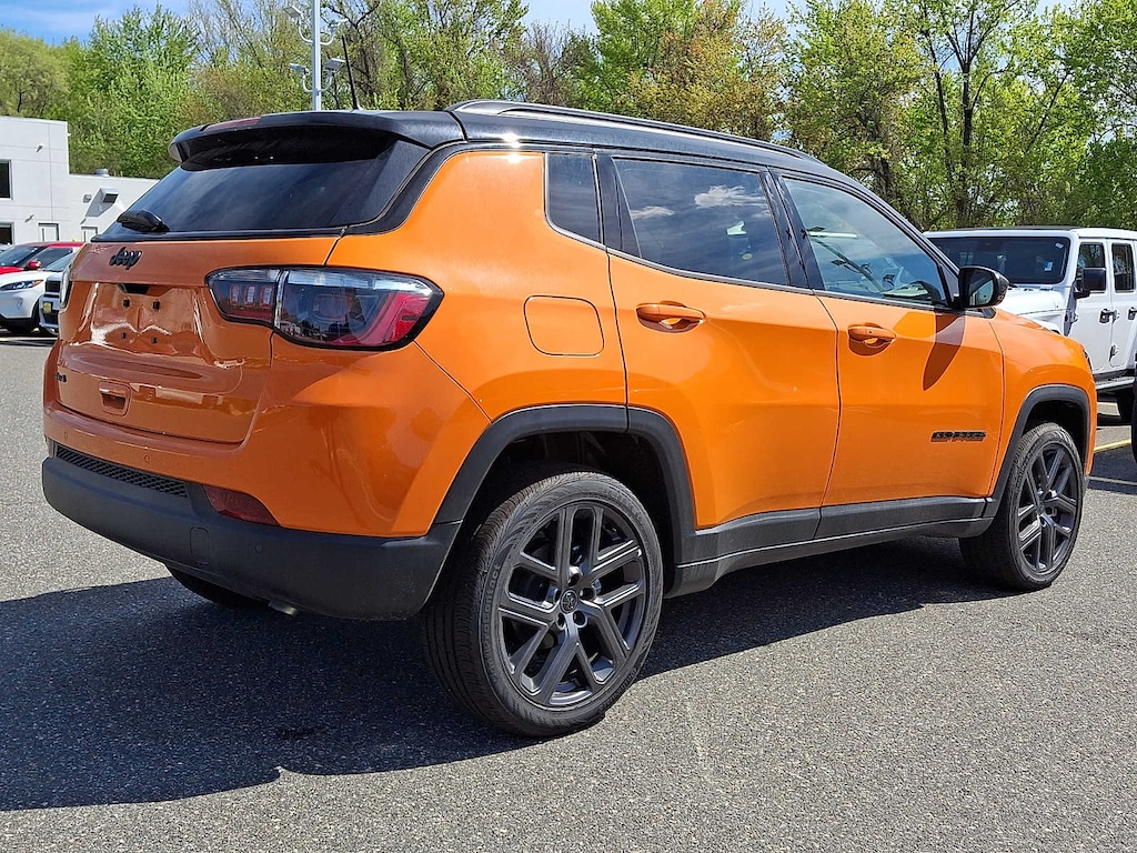 New 2026 Jeep Compass LIMITED ALTITUDE 4X4 Sport Utility