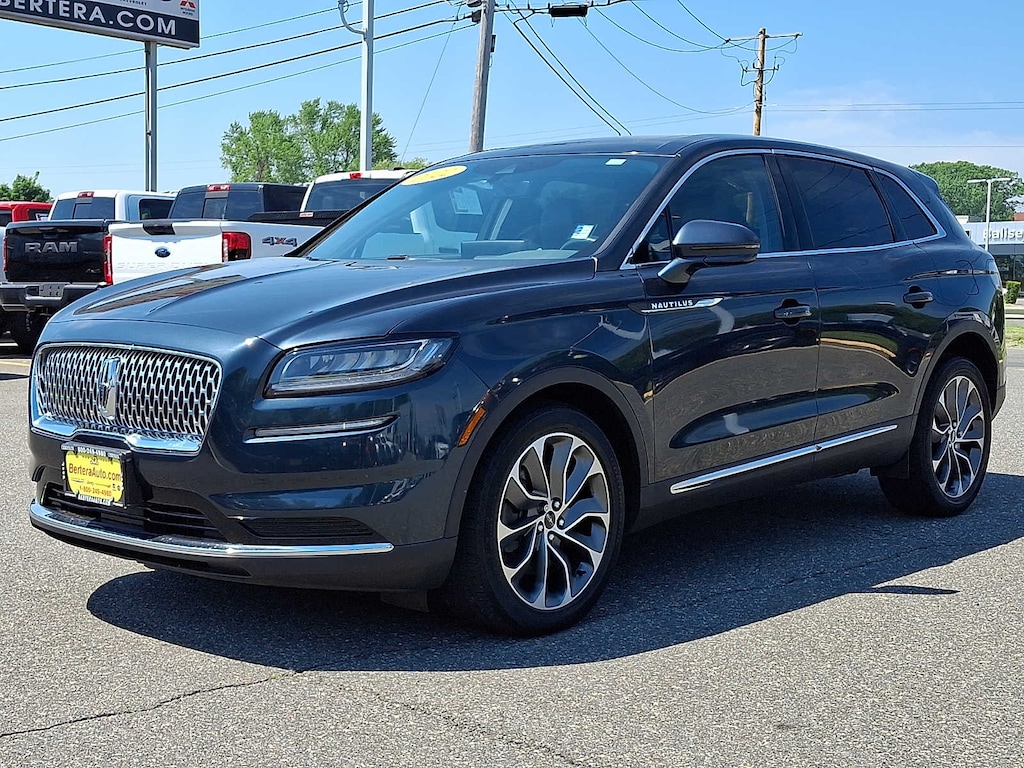 Used 2022 Lincoln Nautilus Reserve SUV