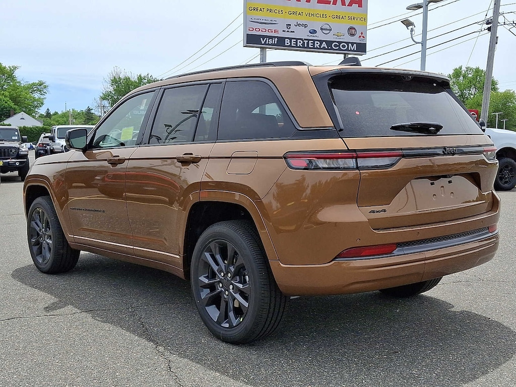 New 2026 Jeep Grand Cherokee LIMITED RESERVE 4X4 Sport Utility