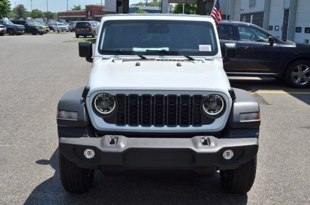 New 2026 Jeep Wrangler 4-DOOR SPORT S Sport Utility