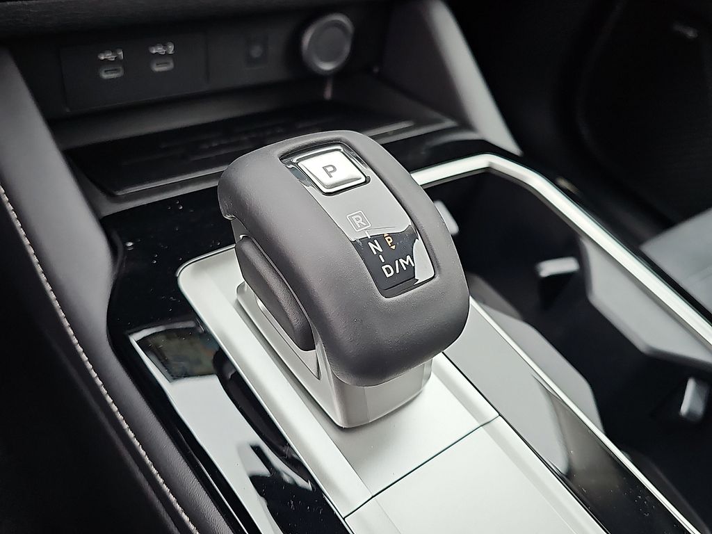 2026 Mitsubishi Outlander SE - Photo 10