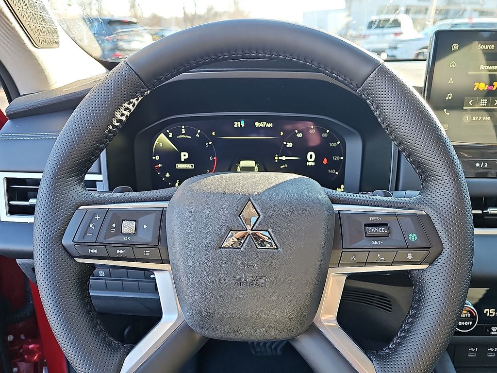2026 Mitsubishi Outlander SE - Photo 15