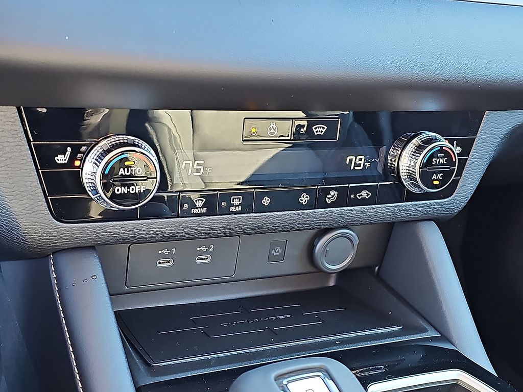 2026 Mitsubishi Outlander SE - Photo 17