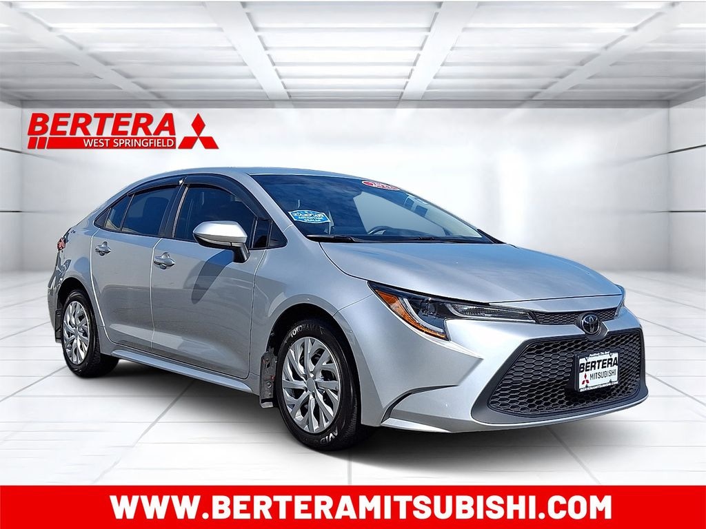 Used 2022 Toyota Corolla LE Sedan