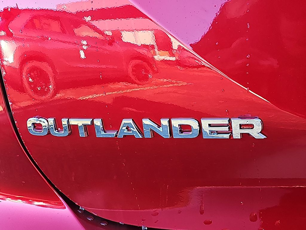 2026 Mitsubishi Outlander SE - Photo 22