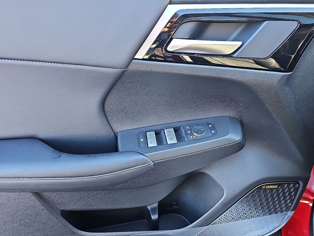 2026 Mitsubishi Outlander SE - Photo 8
