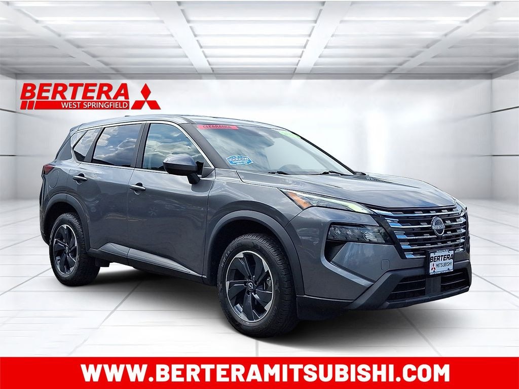 Used 2024 Nissan Rogue SV SUV