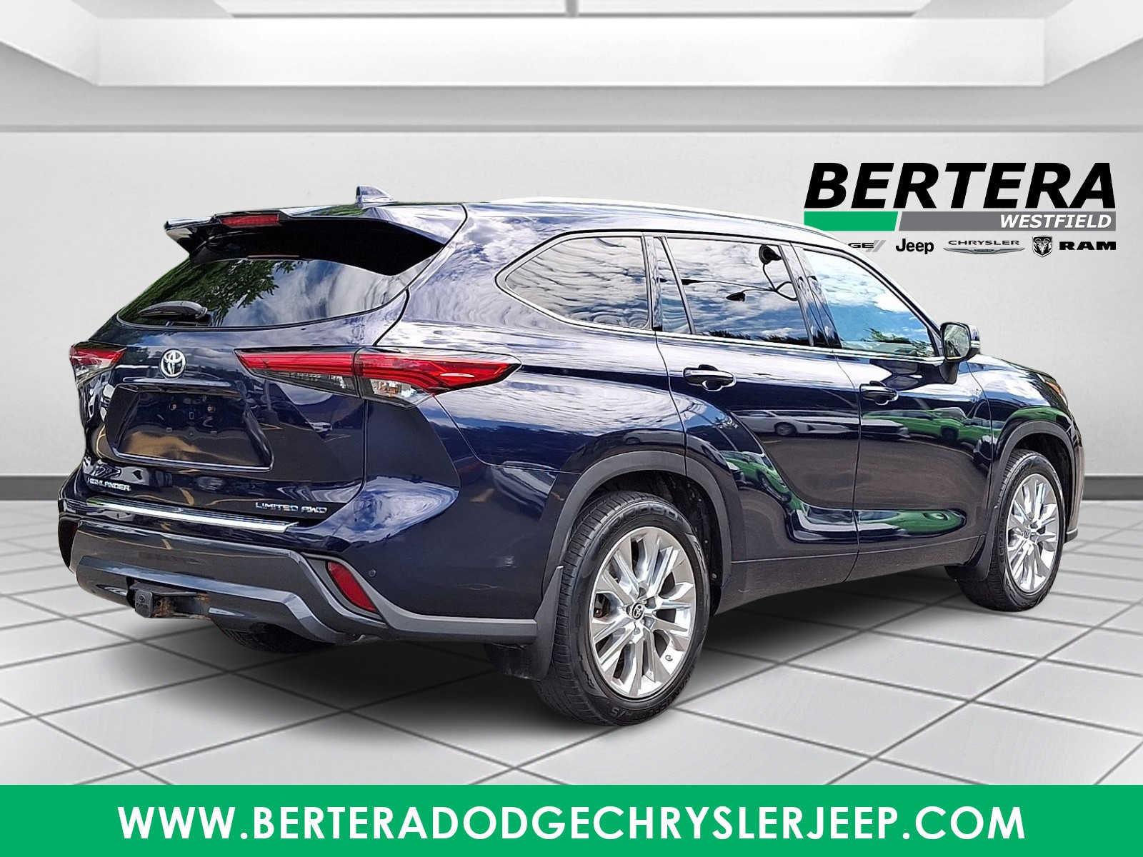 2021 Toyota Highlander Limited - Photo 6