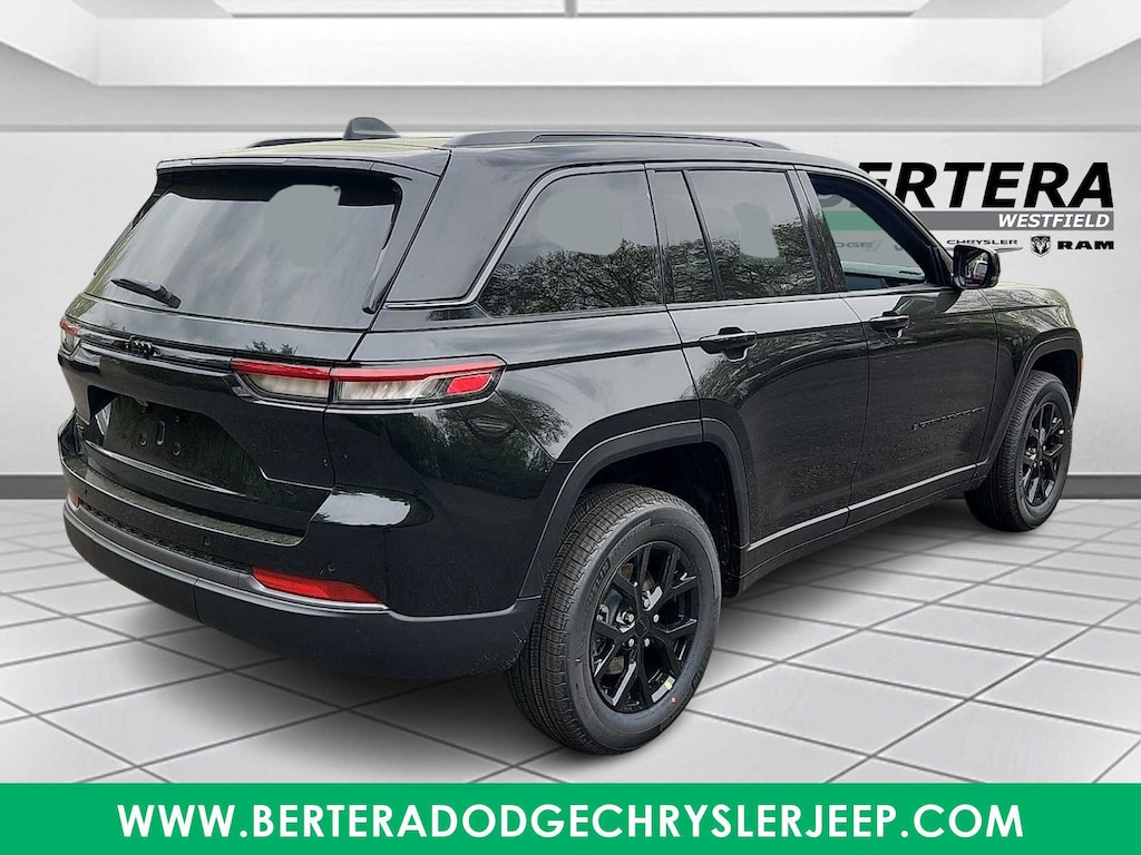 New 2026 Jeep Grand Cherokee LAREDO ALTITUDE 4X4 Sport Utility