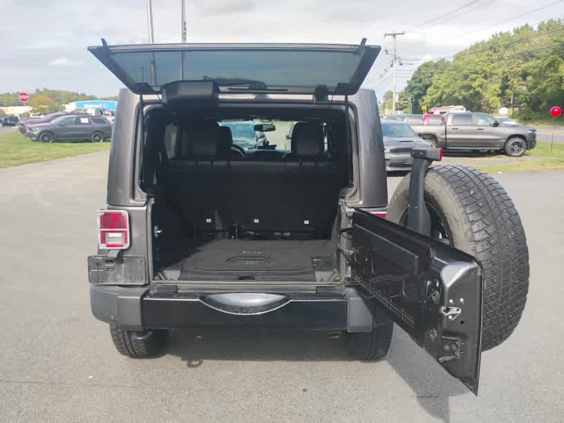 2017 Jeep Wrangler Unlimited Smoky Mountain - Photo 8