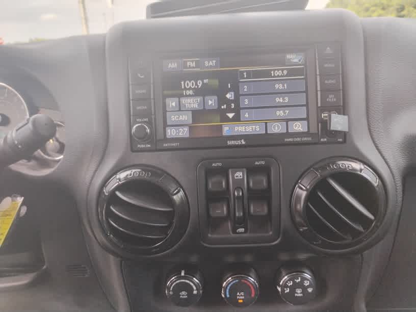 2017 Jeep Wrangler Unlimited Smoky Mountain - Photo 10
