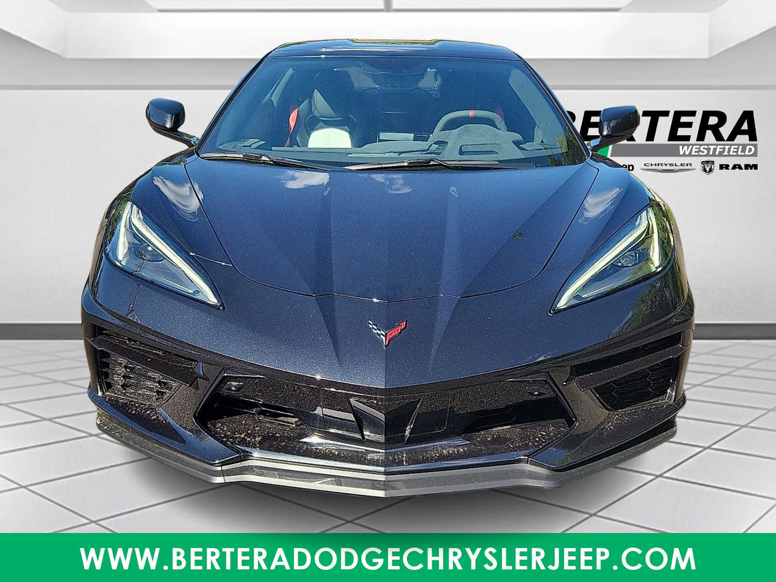 2023 Chevrolet Corvette 3LT - Photo 2