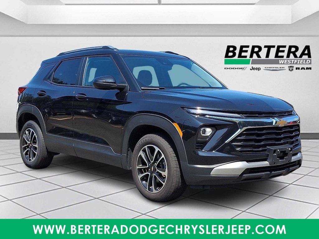 Used 2025 Chevrolet Trailblazer LT SUV
