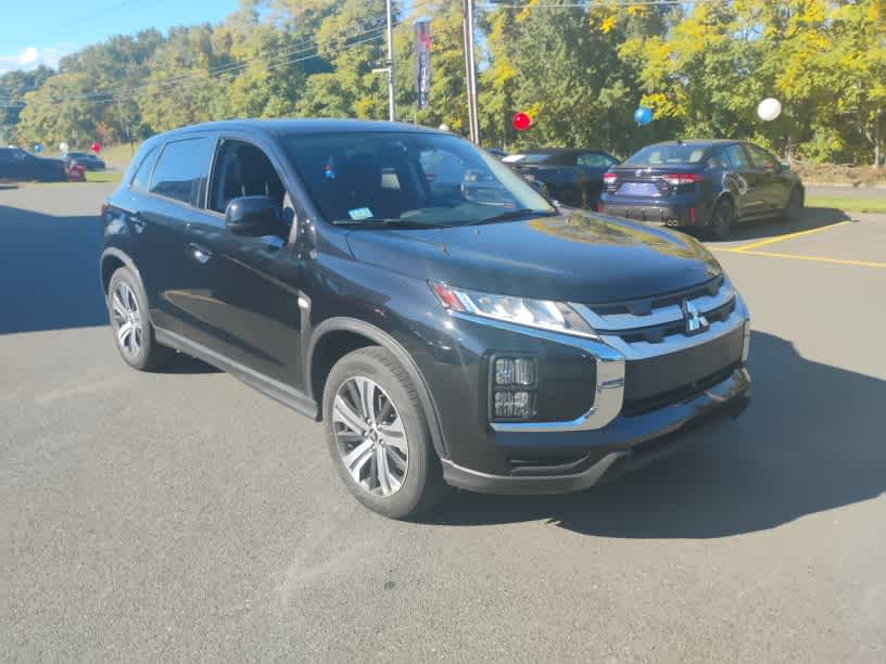 2025 Mitsubishi Outlander Sport ES - Photo 2