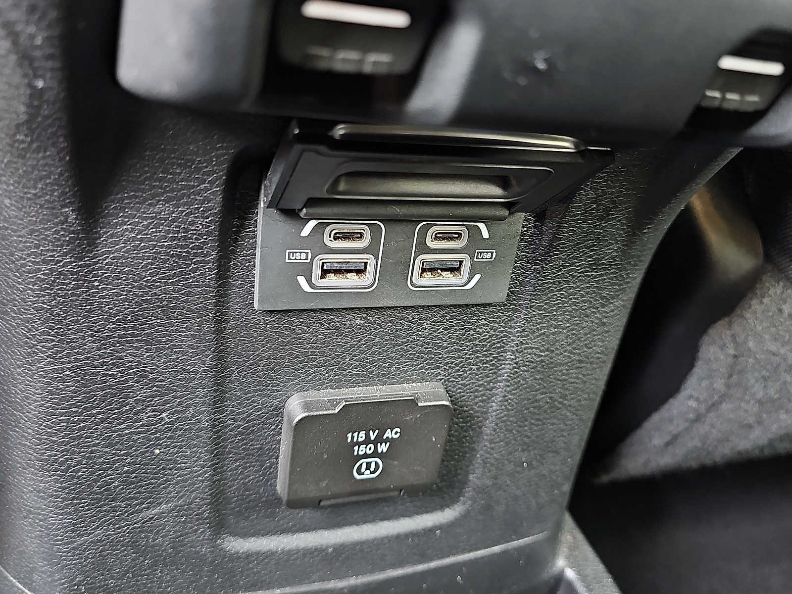 2024 Jeep Wrangler 4xe Sahara 4XE - Photo 11