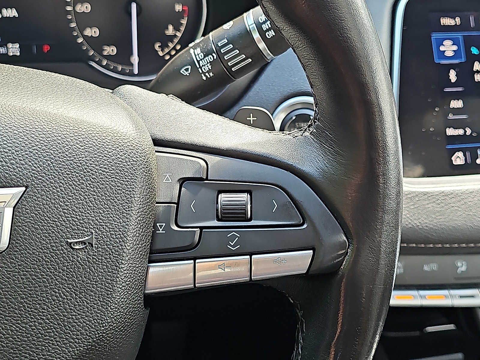 2021 Cadillac XT4 Premium Luxury - Photo 24