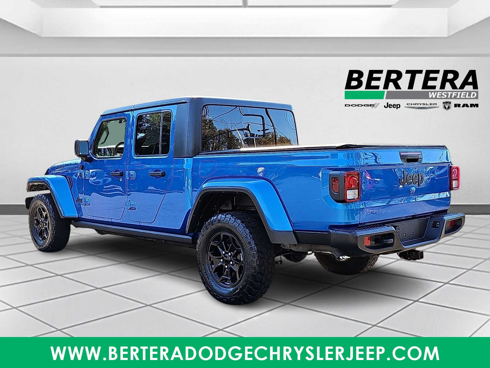 Used 2021 Jeep Gladiator Willys Truck Crew Cab