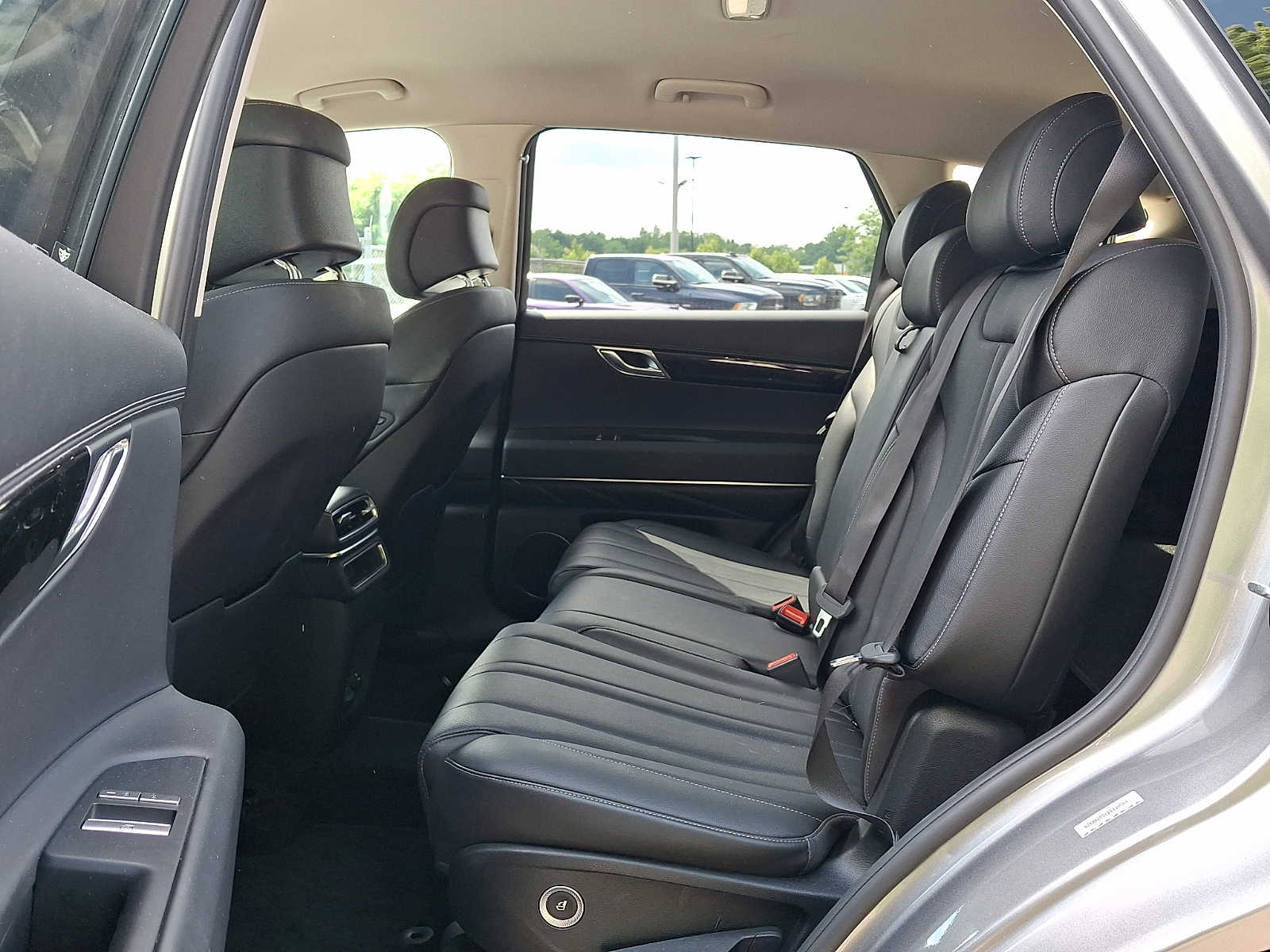 2025 GENESIS GV80 Standard - Photo 10