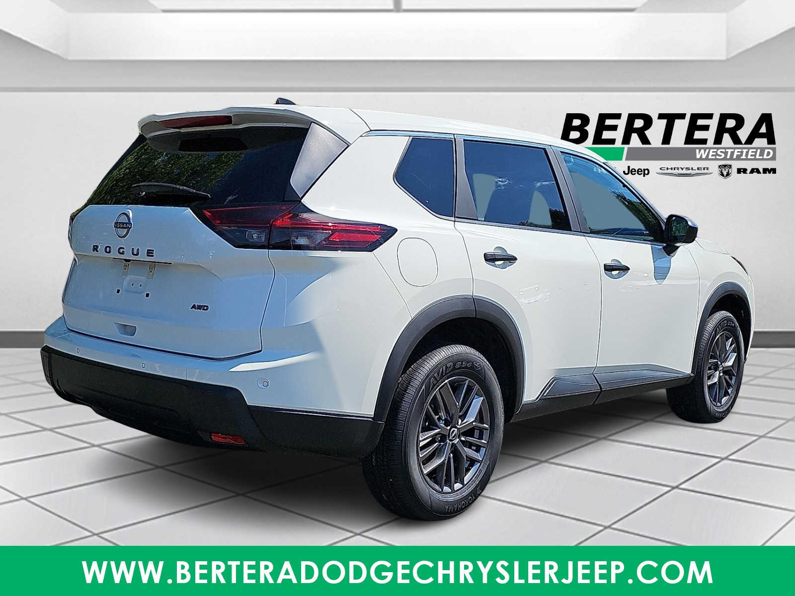 2025 Nissan Rogue S - Photo 6