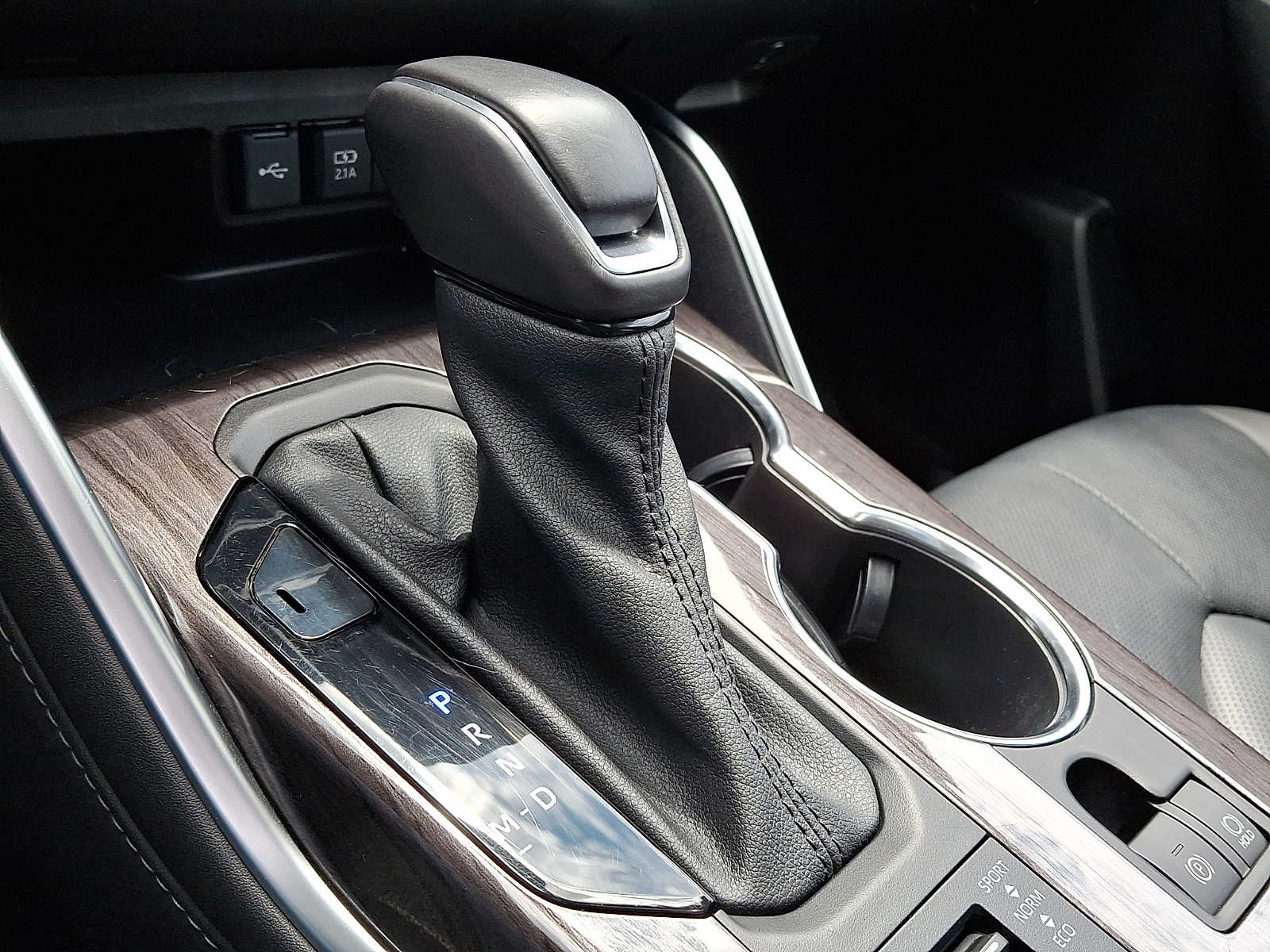 2021 Toyota Highlander Limited - Photo 17