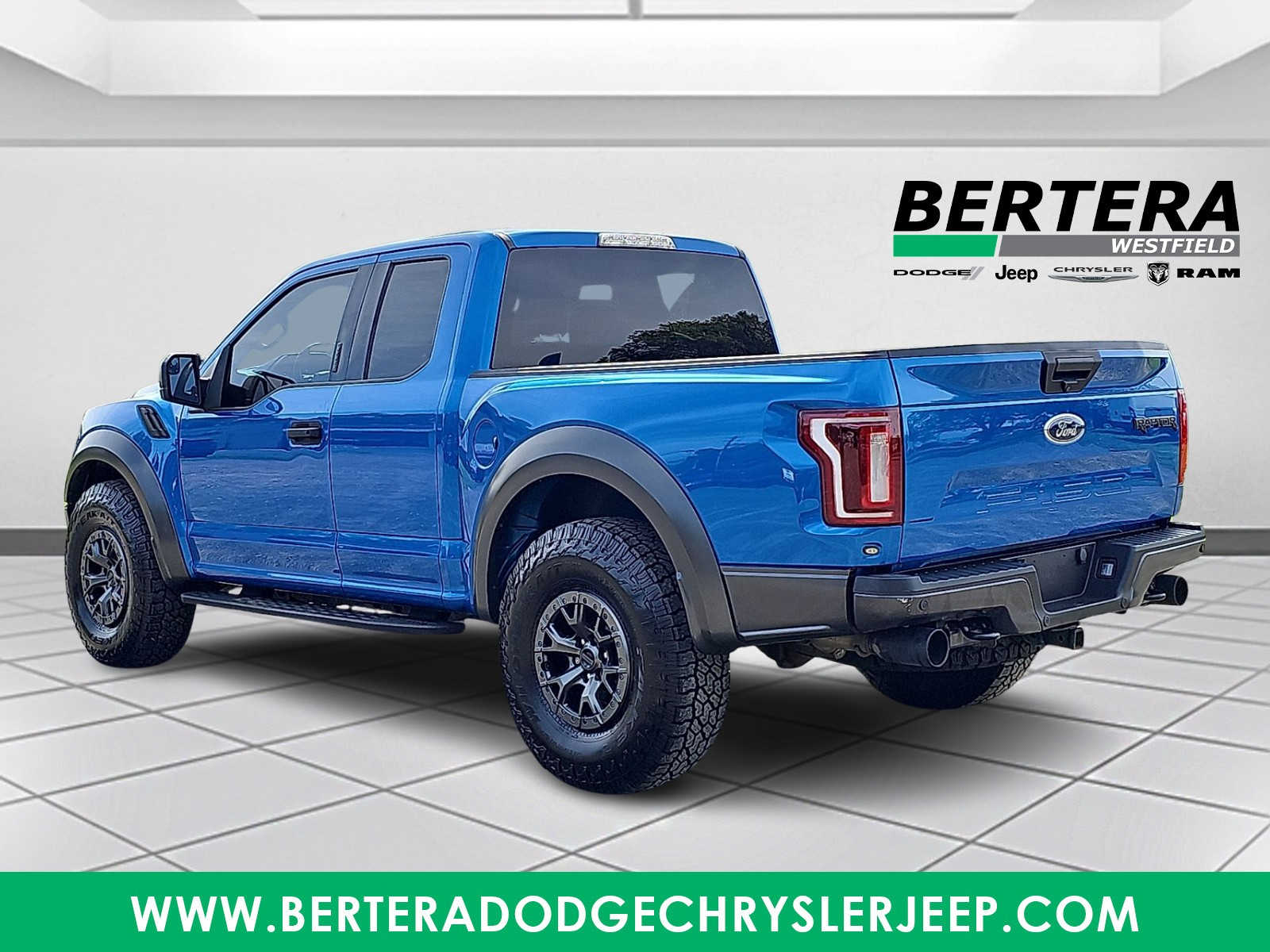 2020 Ford F-150 Raptor - Photo 4