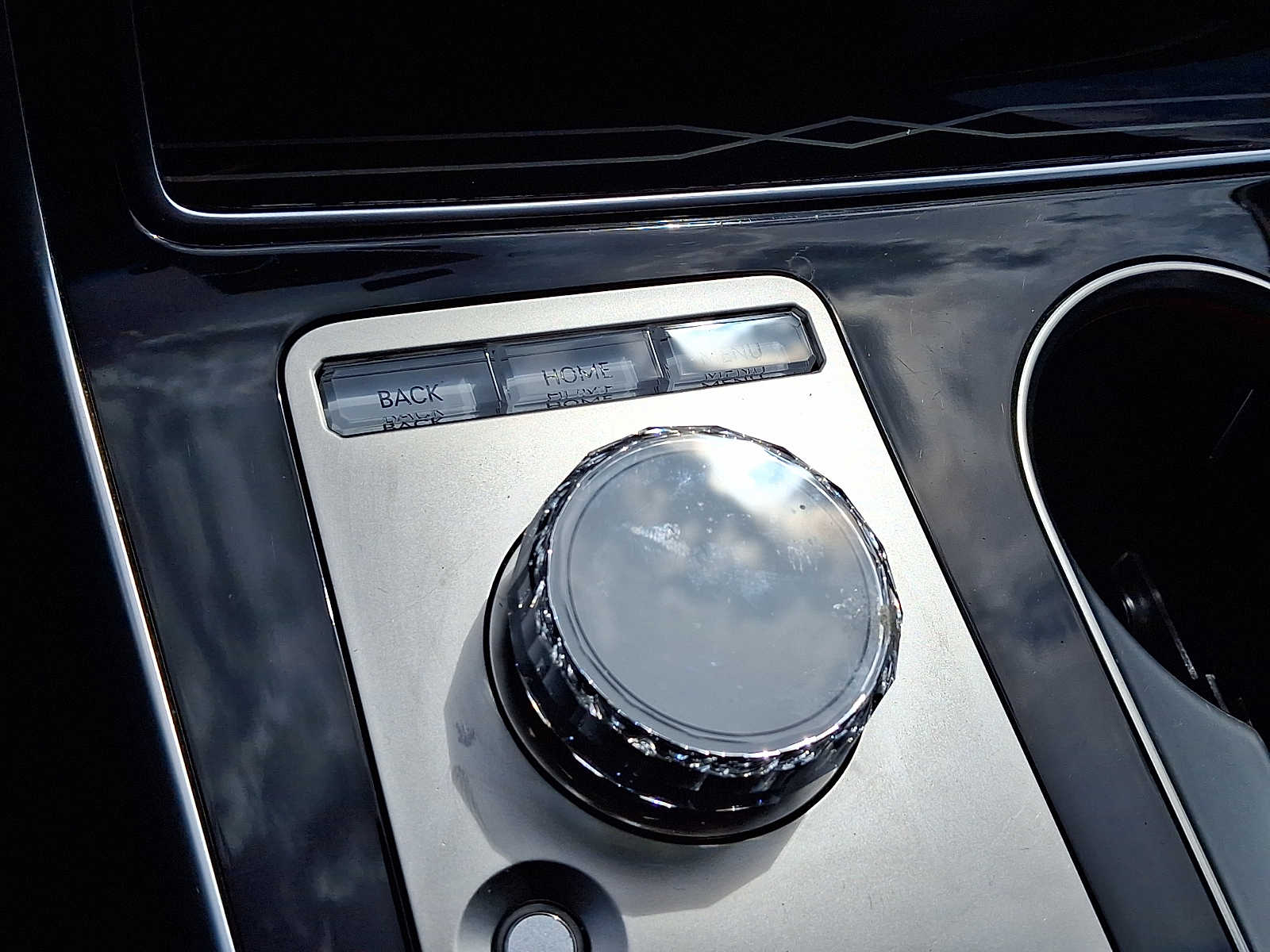 2025 GENESIS GV80 Standard - Photo 24