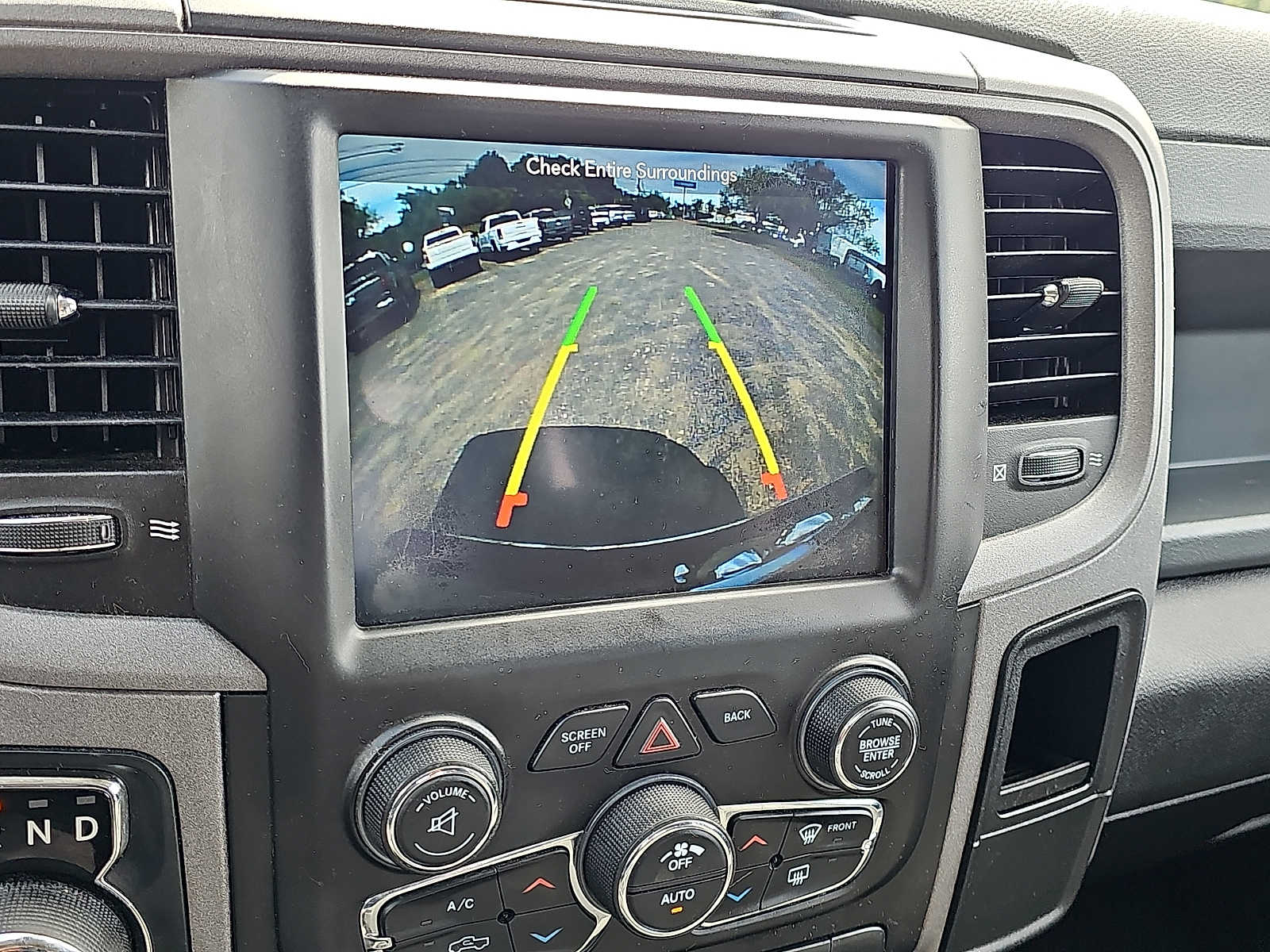2019 RAM Ram 1500 Classic Express - Photo 17