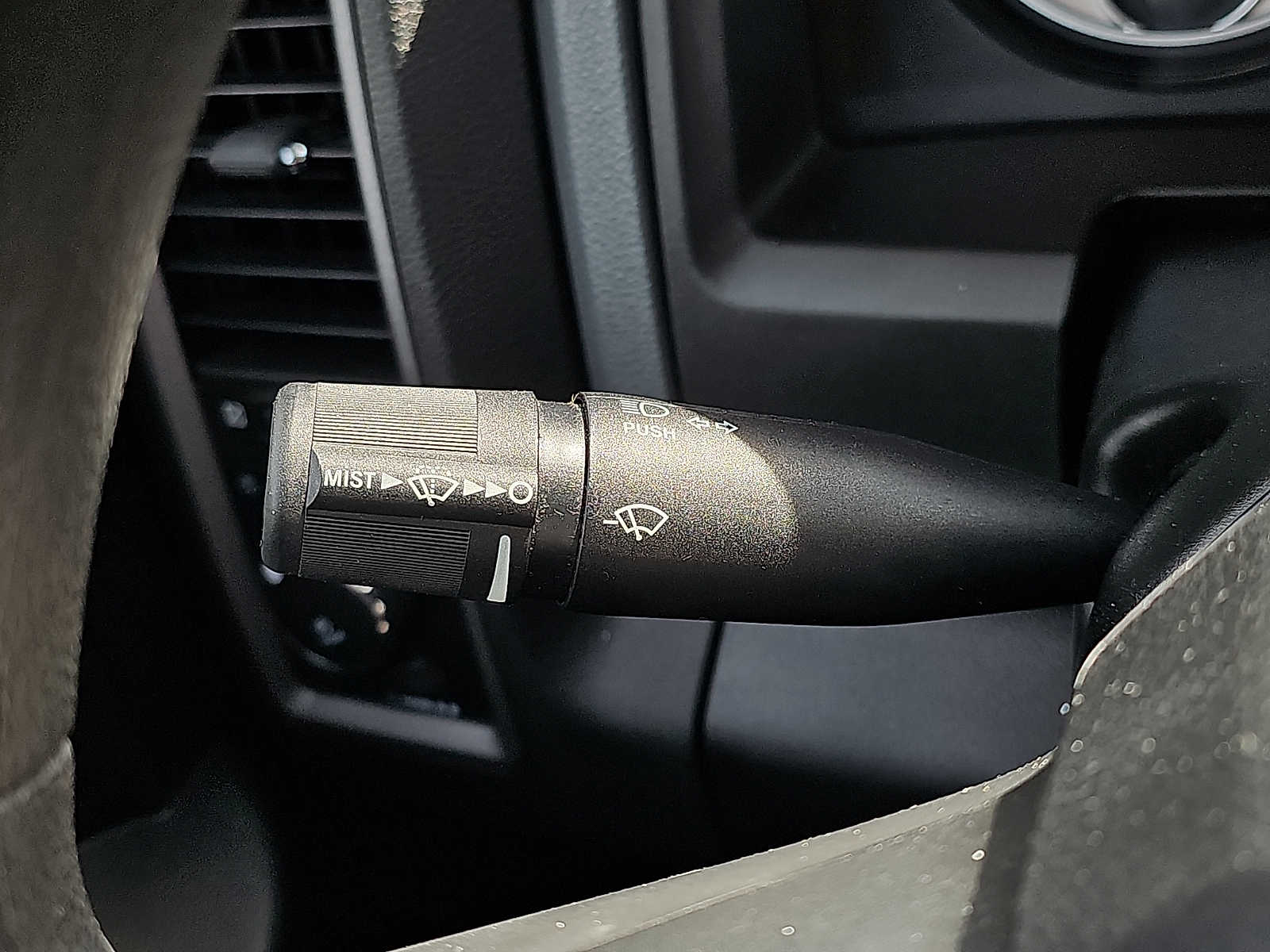 2019 RAM Ram 1500 Classic Express - Photo 22