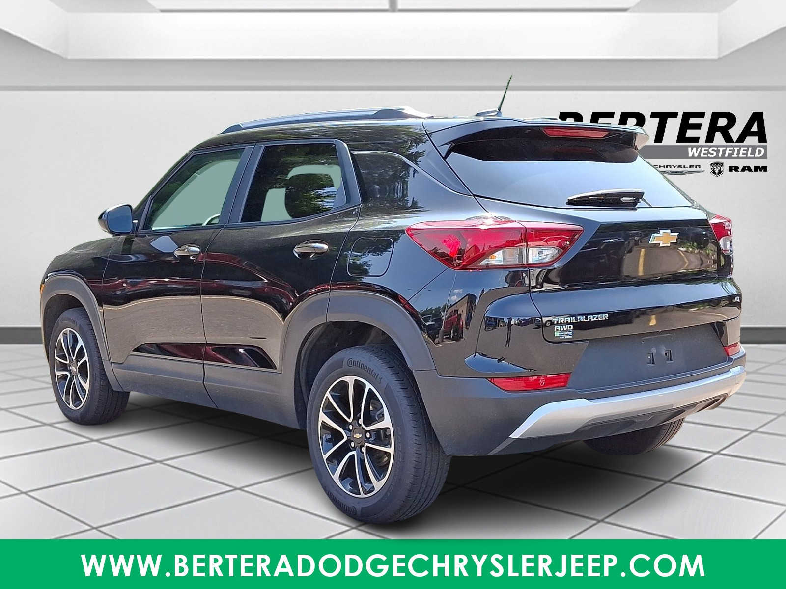 Used 2025 Chevrolet Trailblazer LT SUV