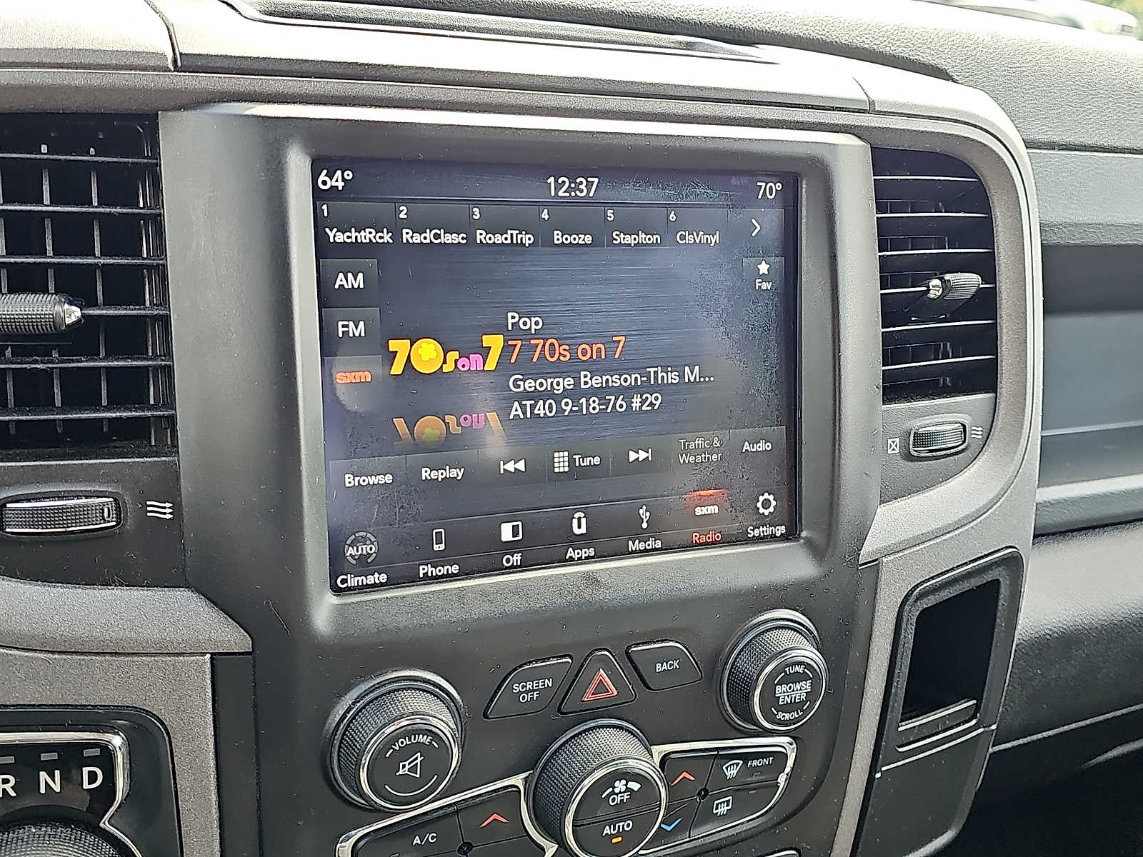 2019 RAM Ram 1500 Classic Express - Photo 16