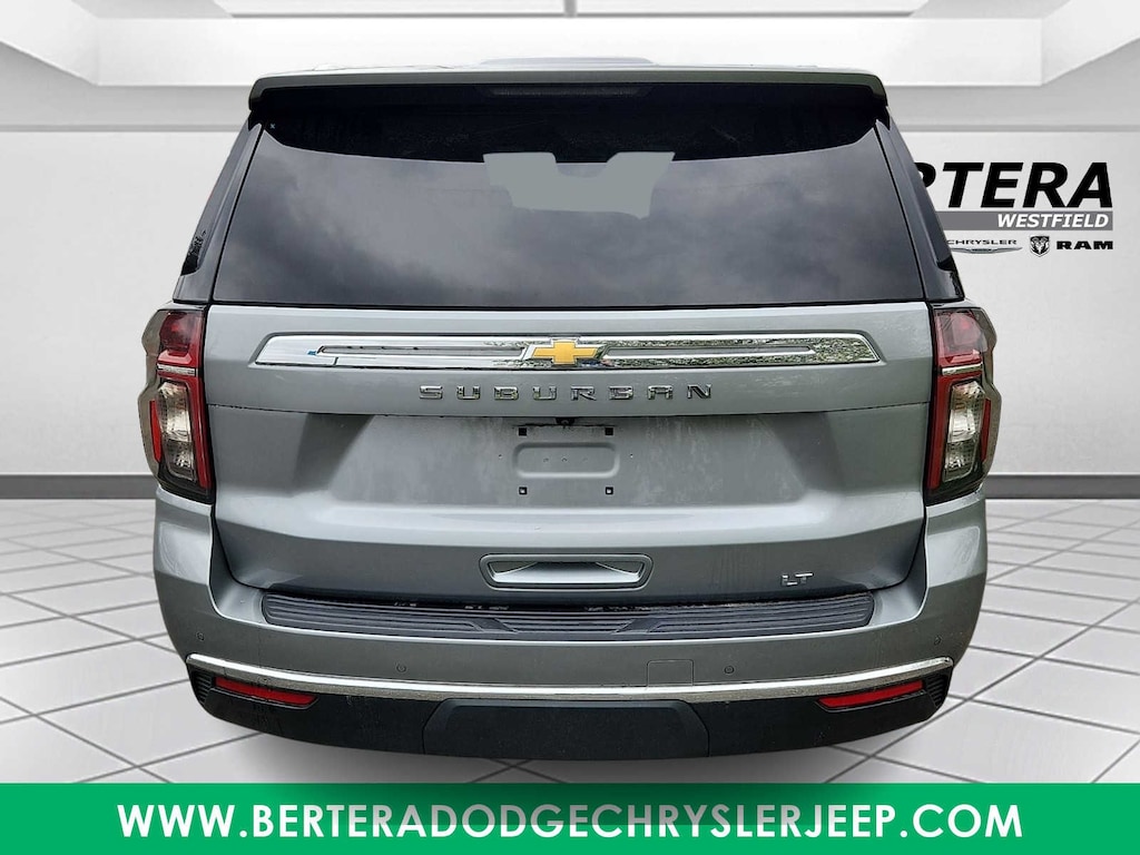 Used 2024 Chevrolet Suburban LT SUV