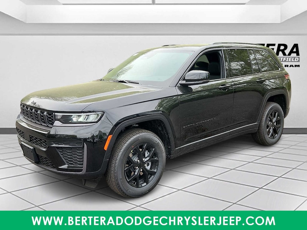 New 2026 Jeep Grand Cherokee LAREDO ALTITUDE 4X4 Sport Utility