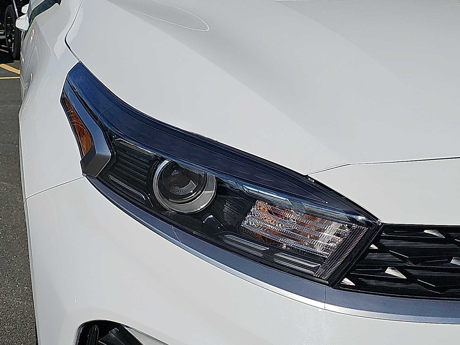 2024 Kia Forte LXS - Photo 9