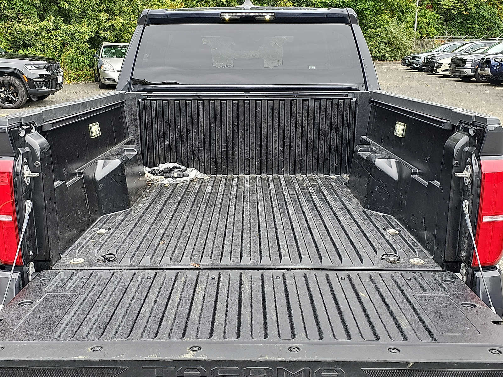 2024 Toyota Tacoma TRD Off Road - Photo 29
