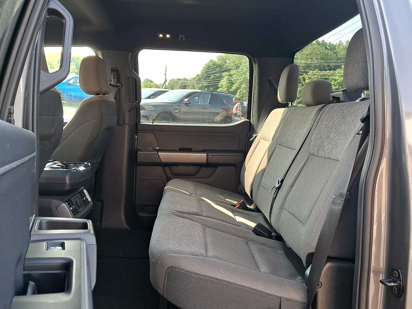 2024 Ford F-150 XLT - Photo 10
