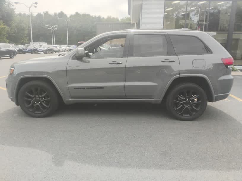 2020 Jeep Grand Cherokee Altitude - Photo 7