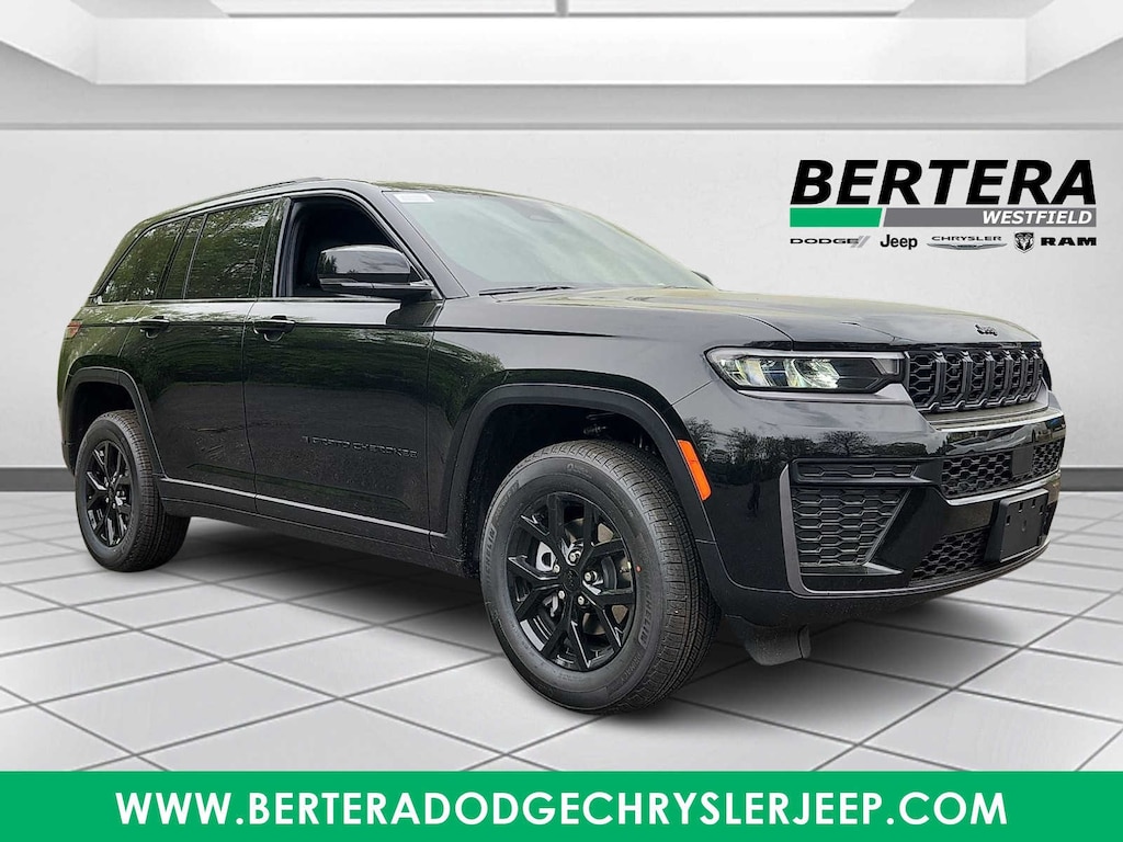 New 2026 Jeep Grand Cherokee LAREDO ALTITUDE 4X4 Sport Utility