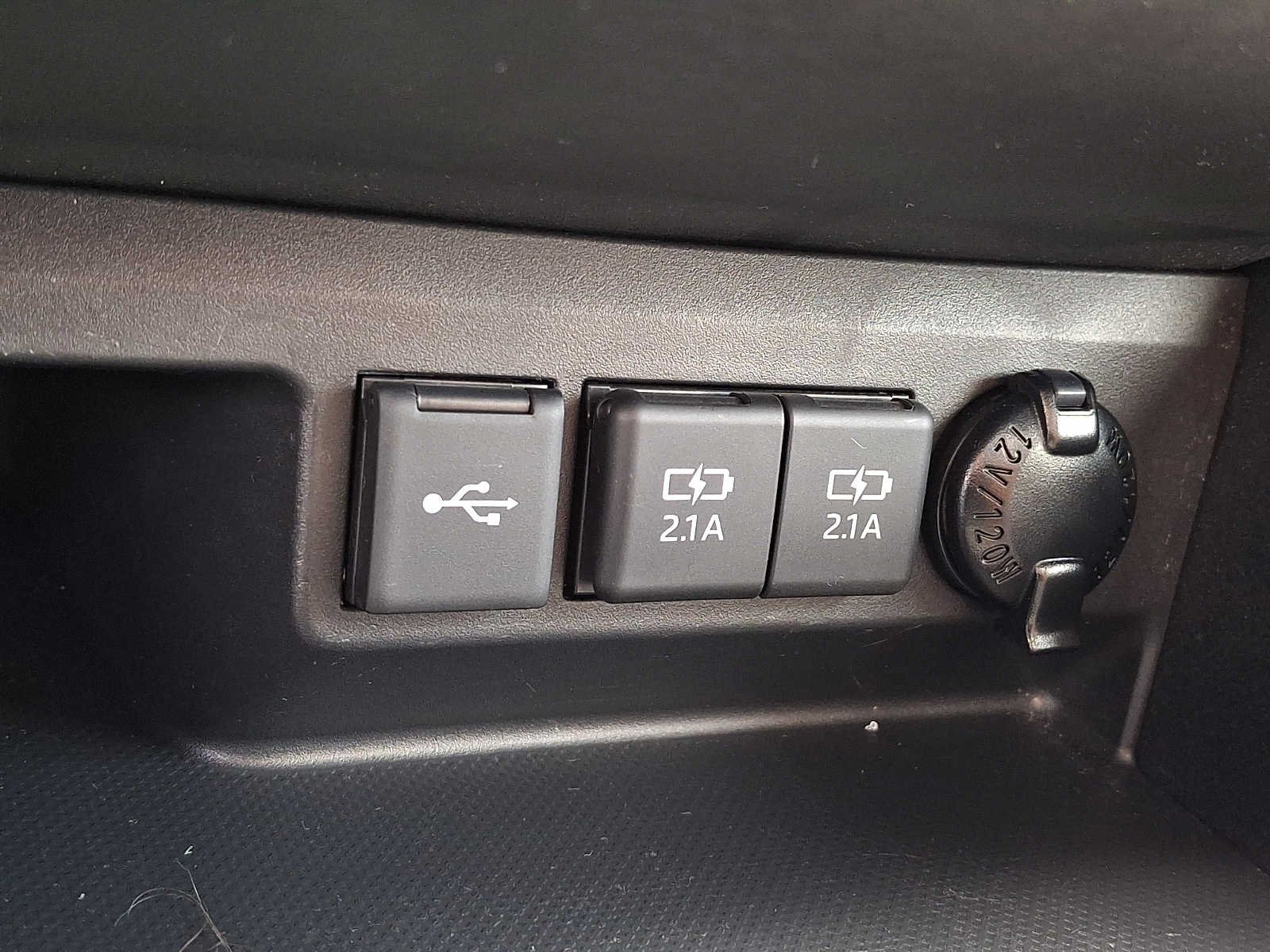 2021 Toyota Highlander Limited - Photo 28