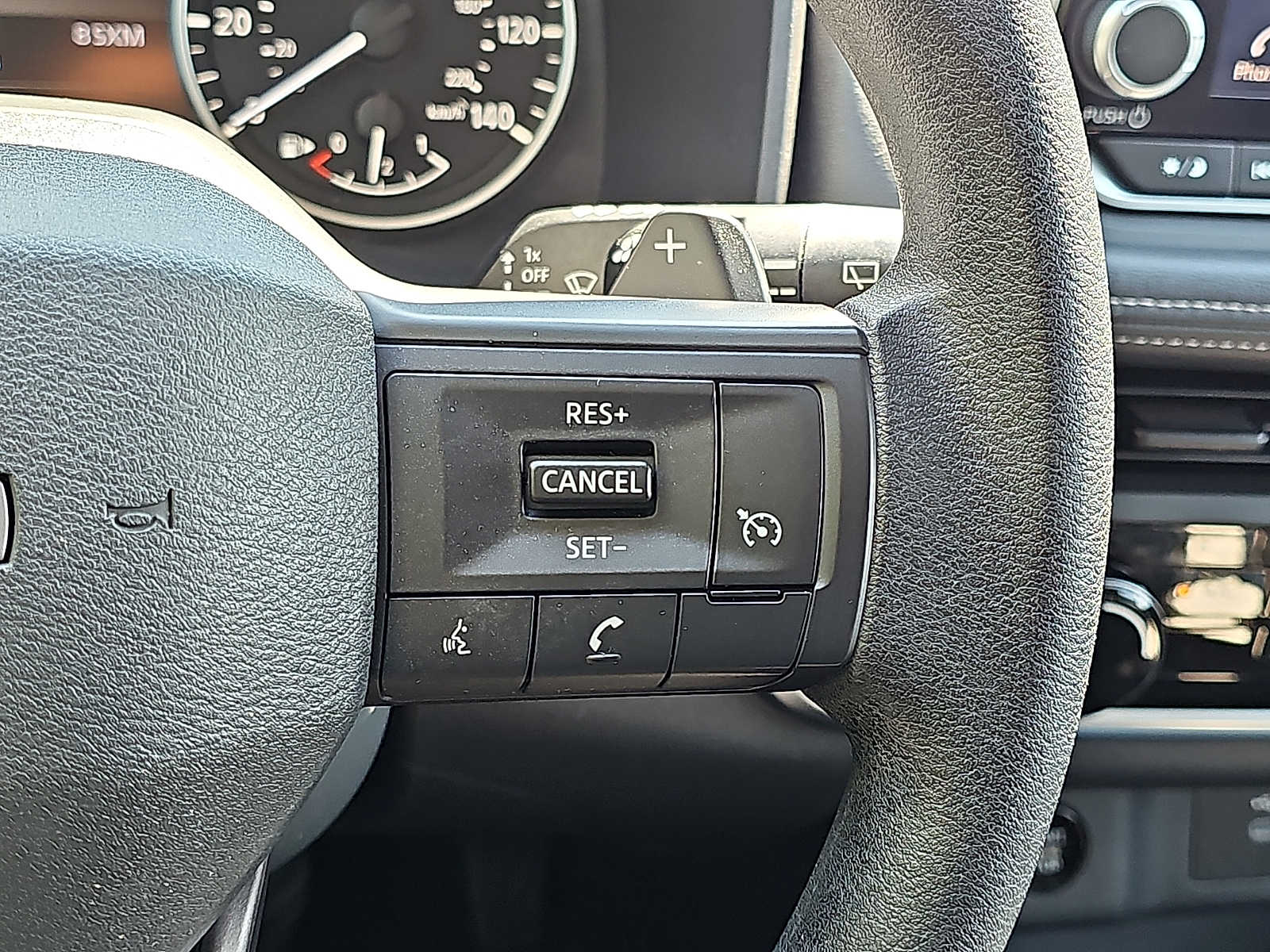 2025 Nissan Rogue S - Photo 21