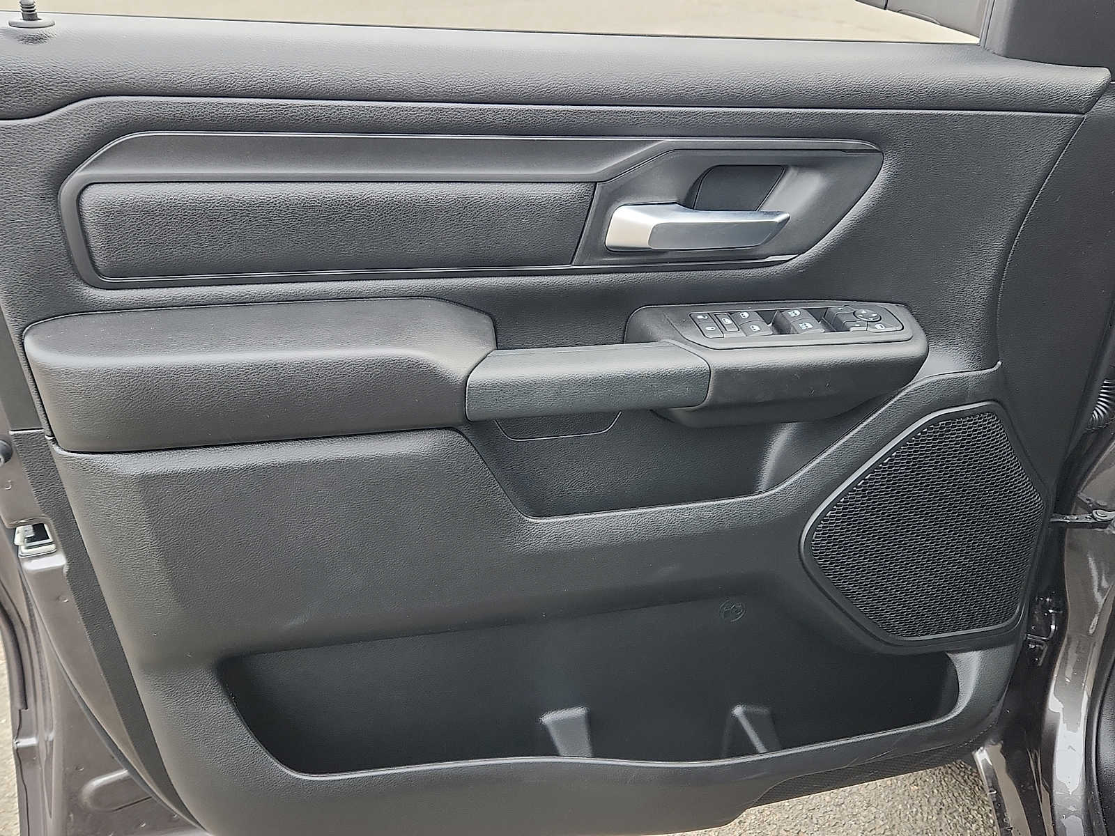 2026 RAM 1500 Tradesman - Photo 8
