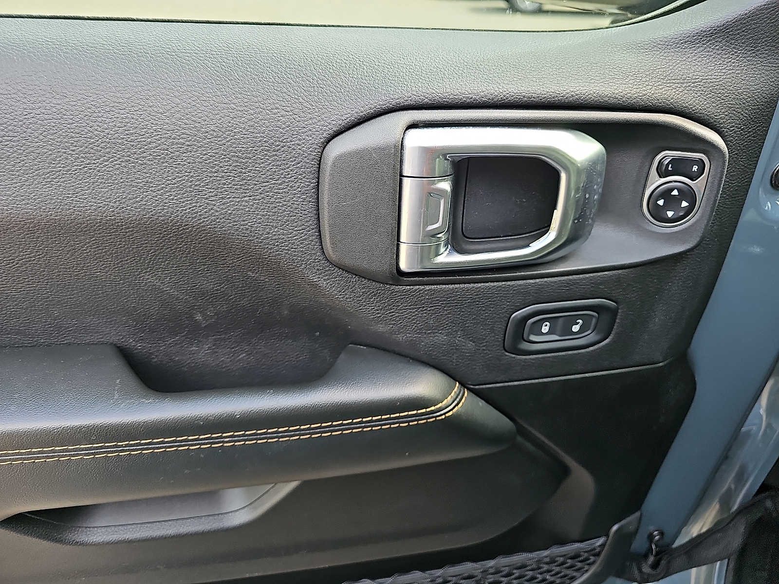 2024 Jeep Wrangler 4xe Sahara 4XE - Photo 13