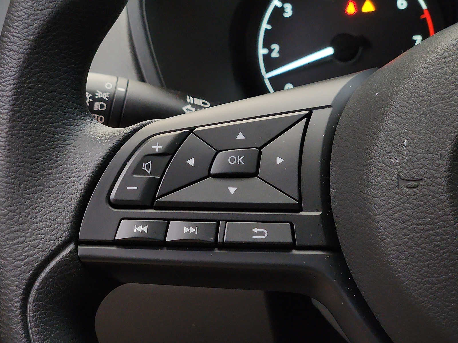 2025 Nissan Altima S - Photo 20