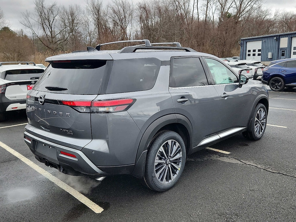 New 2026 Nissan Pathfinder Platinum SUV