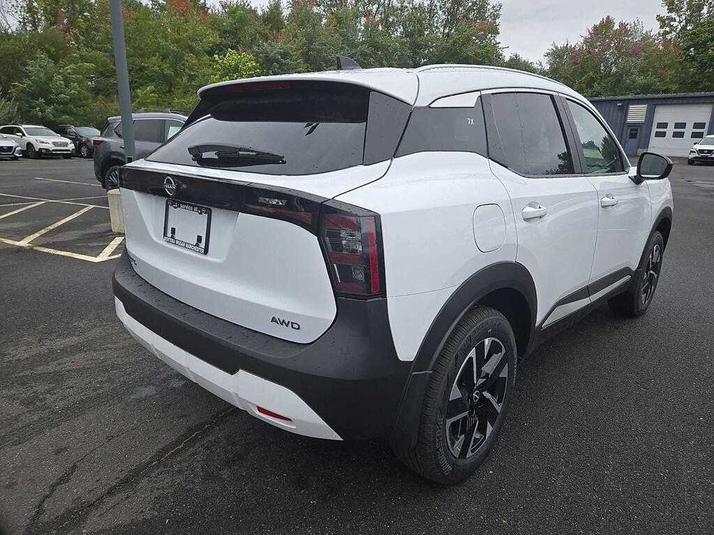 New 2027 Nissan Kicks SV SUV