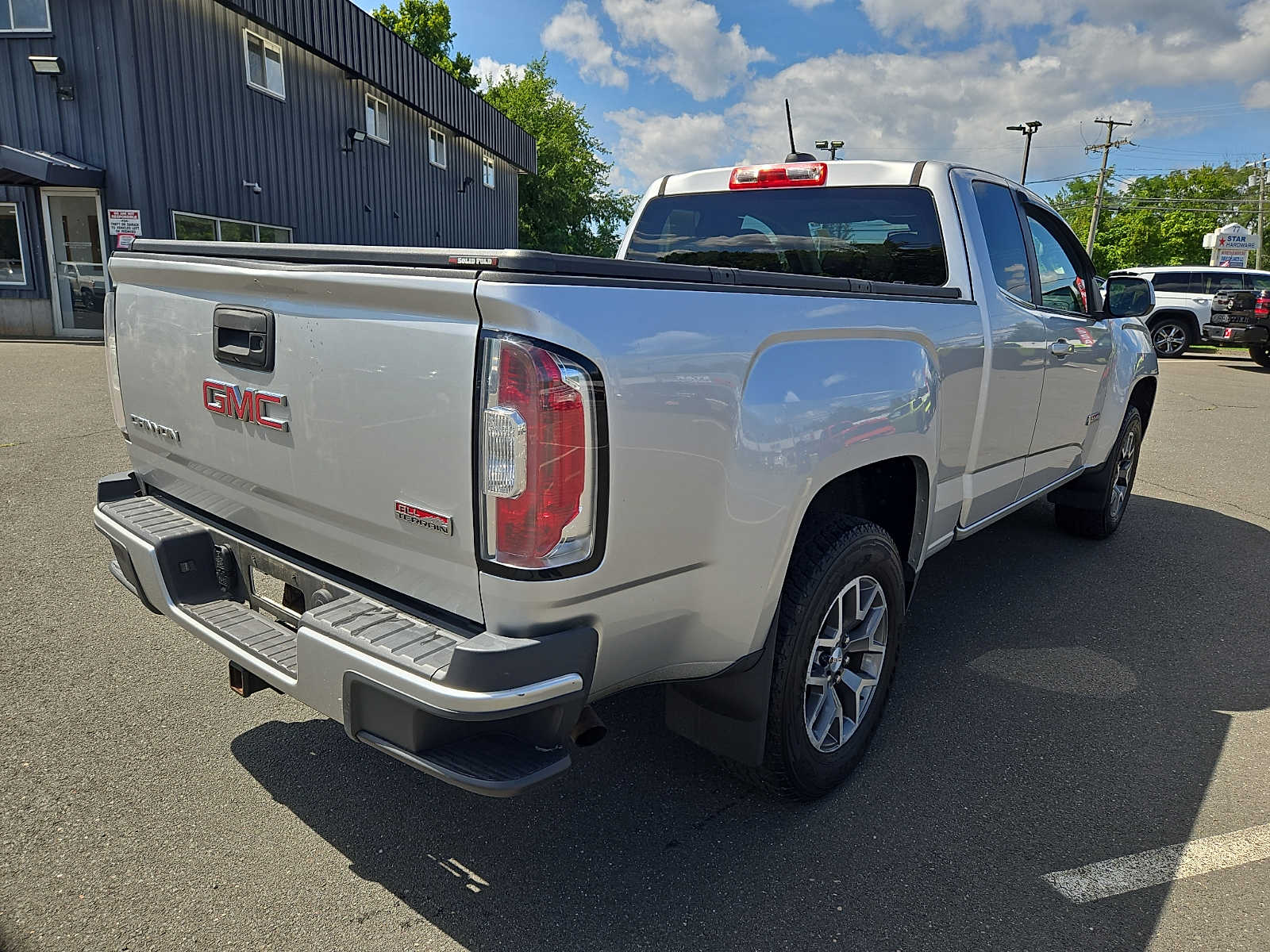 Used 2015 GMC Canyon SLE Truck Extended Cab