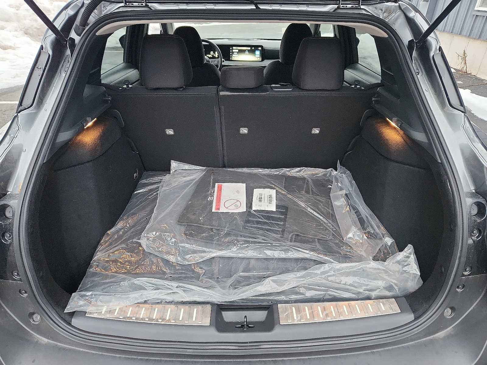 2025 Nissan Kicks SV AWD - Photo 27