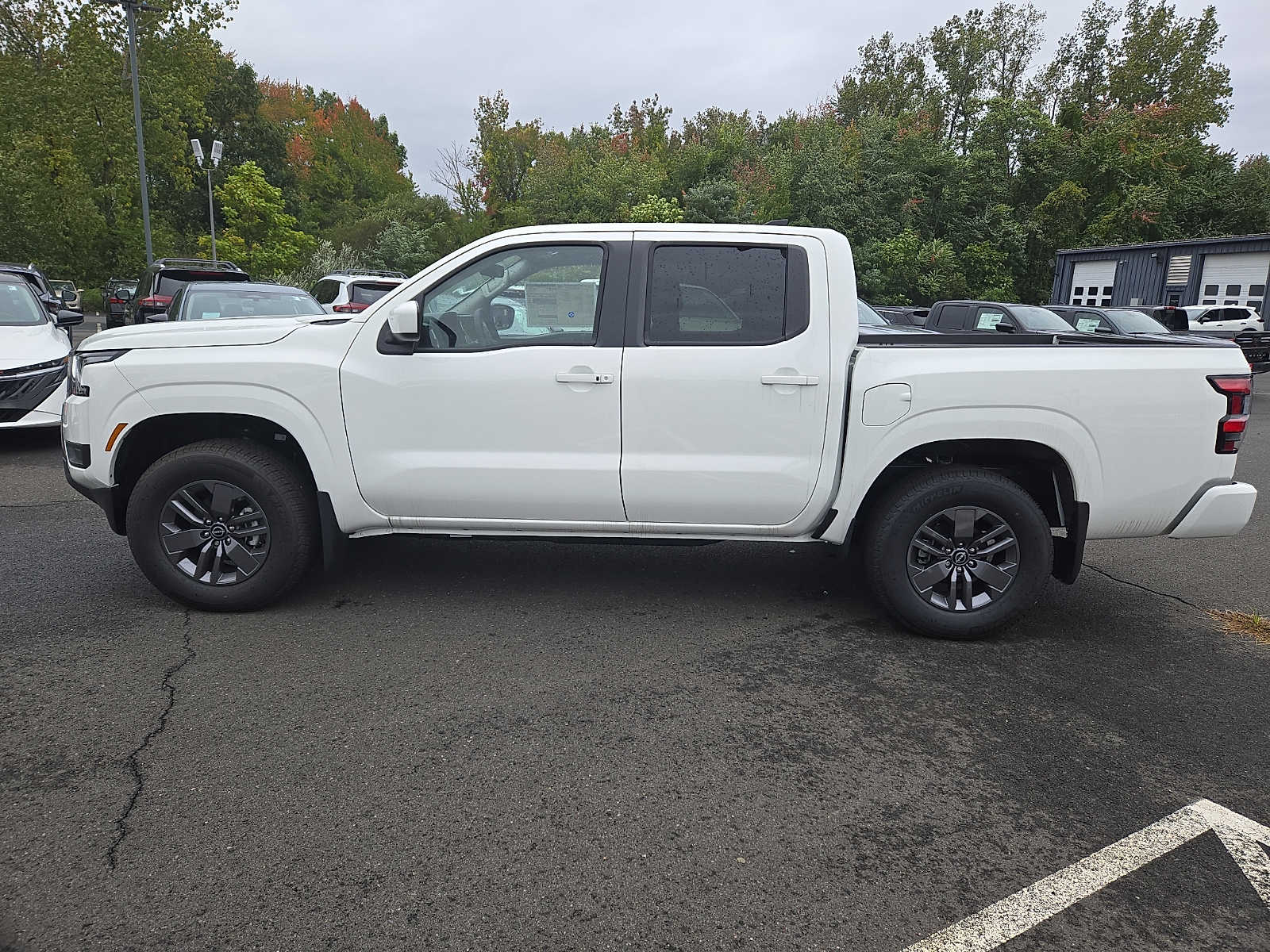 2026 Nissan Frontier SV - Photo 7