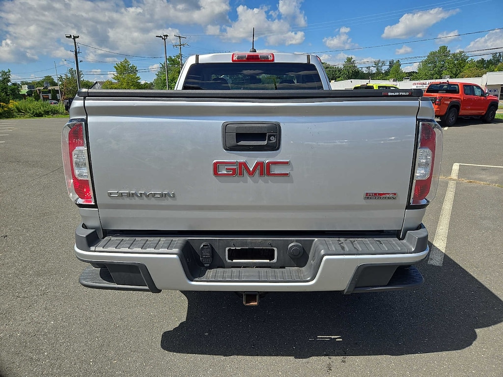 Used 2015 GMC Canyon SLE Truck Extended Cab