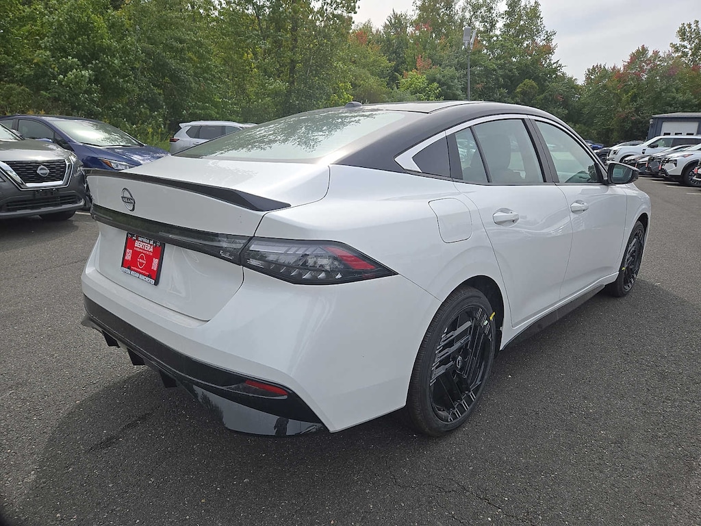 New 2027 Nissan Sentra SR Sedan