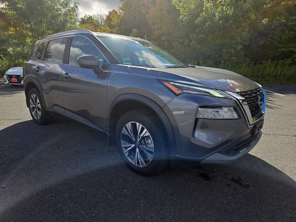 Used 2023 Nissan Rogue SV SUV